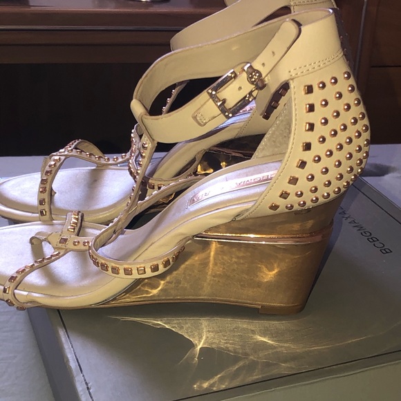 Preloved BCBG MAXAZRIA wedge - Picture 11 of 12